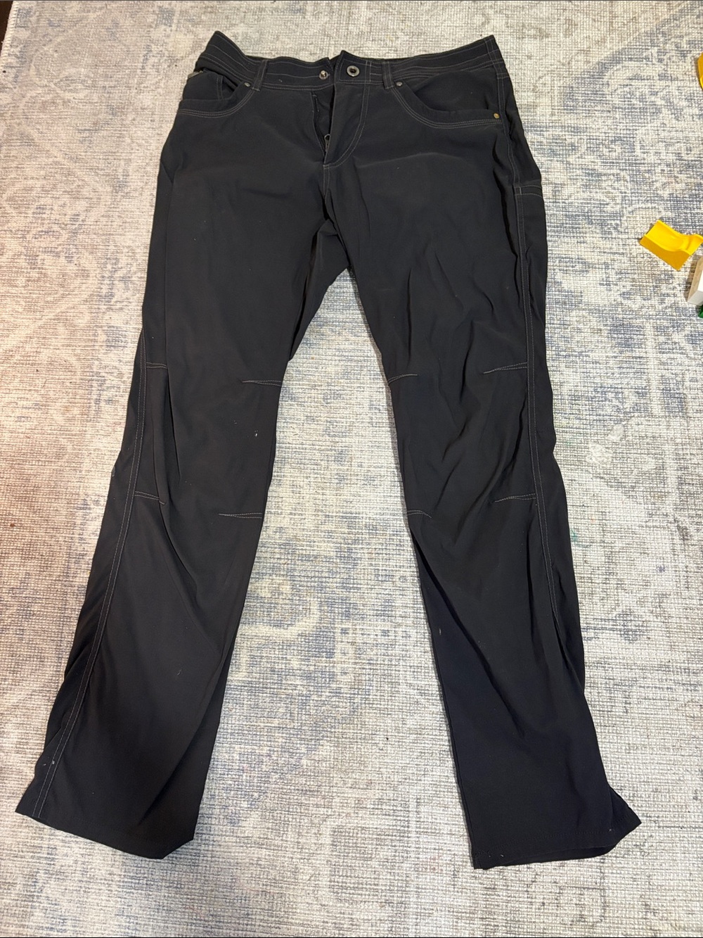 KUHL Renegade Jean Tapered Softshell Pants 32x34